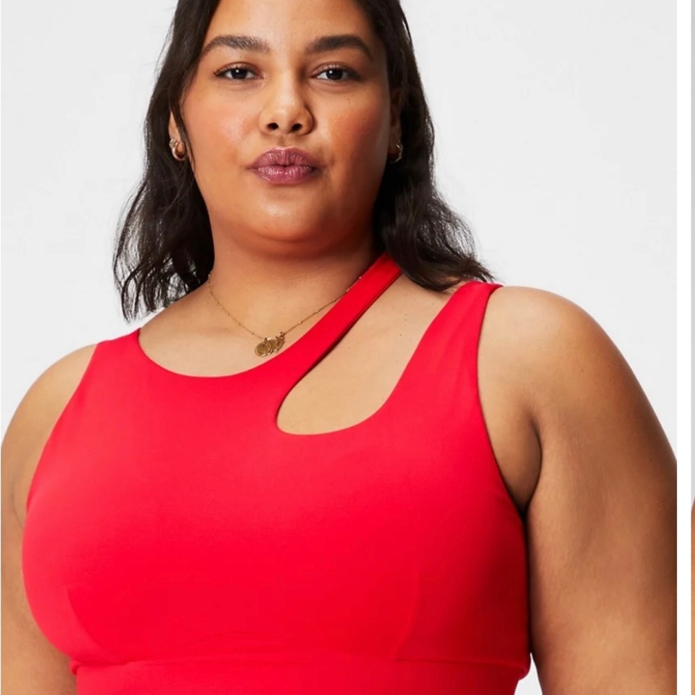 Fabletics Callie Medium Impact Sports Bra - Asymmetrical- New/Never Worn - 3XL